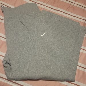 Nike Sweatpants
